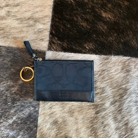 Coach Bundle - Picture 5 of 8